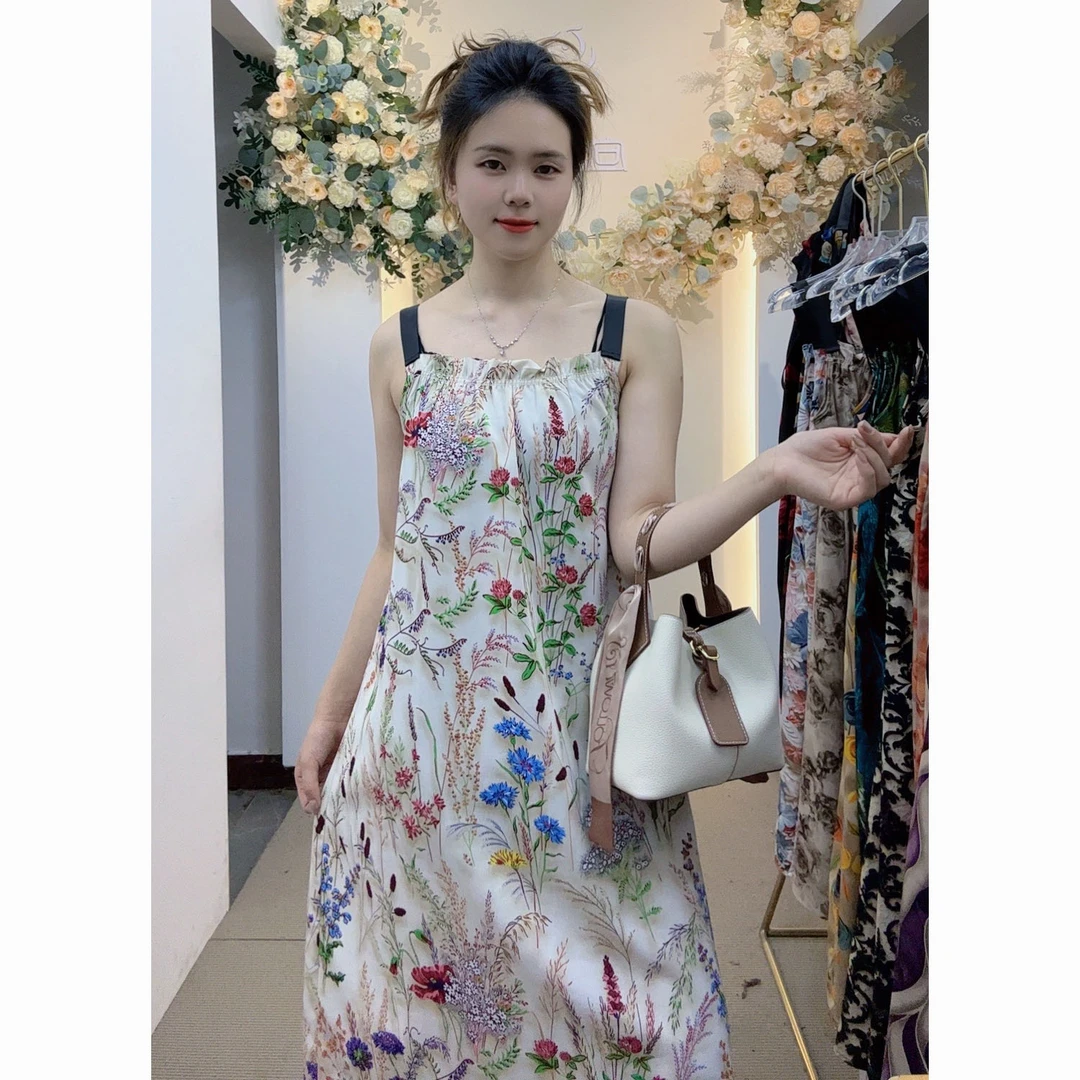 新款尤莱特小众碎花法式绝美碎花吊带连衣裙女夏季气质高级遮肚