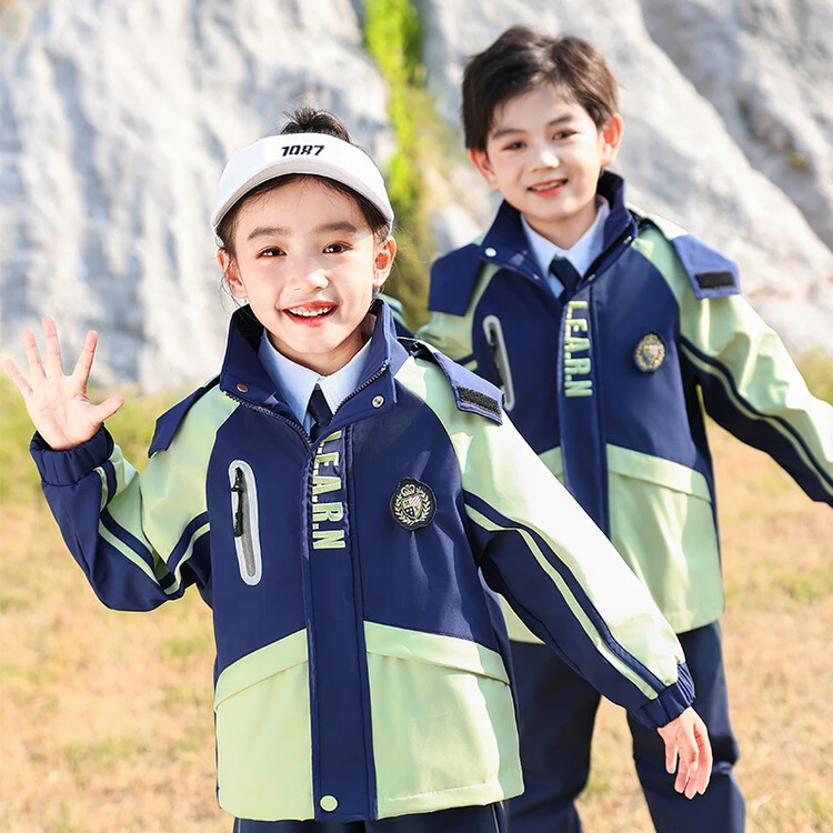 小学生校服秋冬装冲锋衣三件套一年级儿童班服幼儿园园服秋冬套装