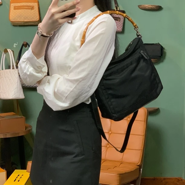 95新 GUCCI/古驰 G364/ 黑色竹节系列手提包斜挎包