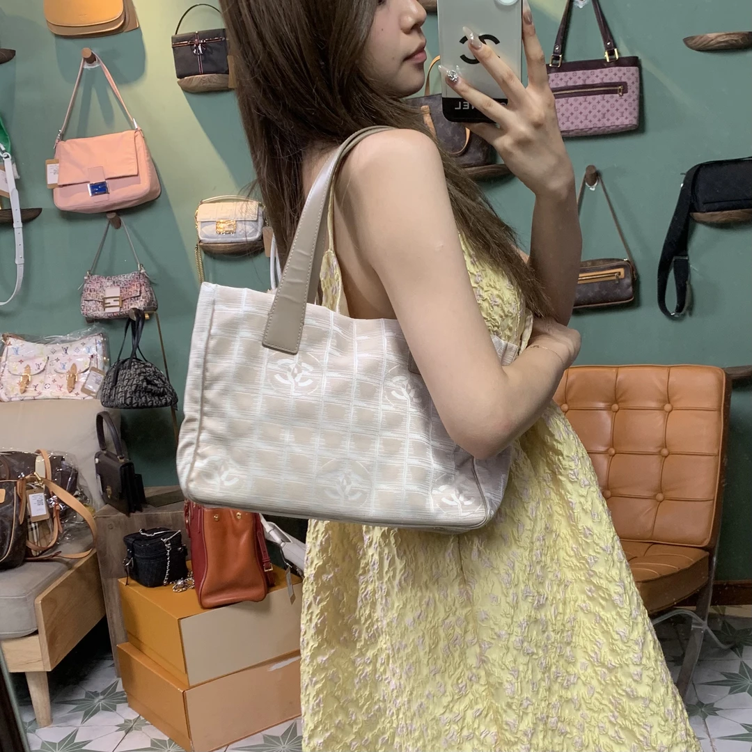 95新 Chanel/香奈儿 H564/粉宾格小号托特