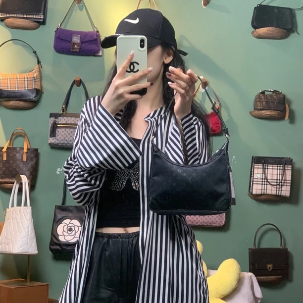 95新 LouisVuitton/路易威登 JM200黑色小牛角手提包