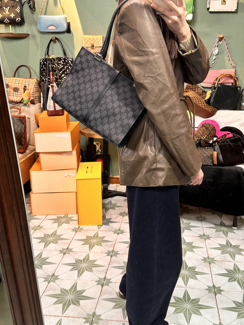 95新 GUCCI/古驰 H554老花腋下手拎包时尚休闲女士复古肩包黑色