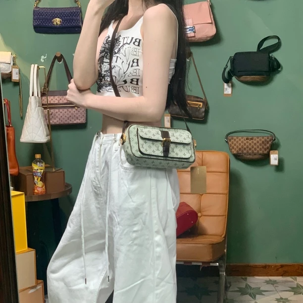 95新 LouisVuitton/路易威登 H641绿单宁相机斜挎包