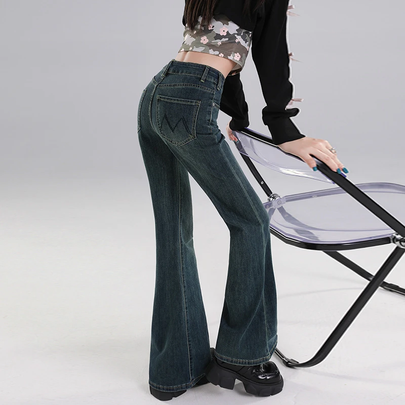 加绒微喇牛仔裤女秋冬季高腰新款水泥灰弹力显瘦小个子喇叭长裤子