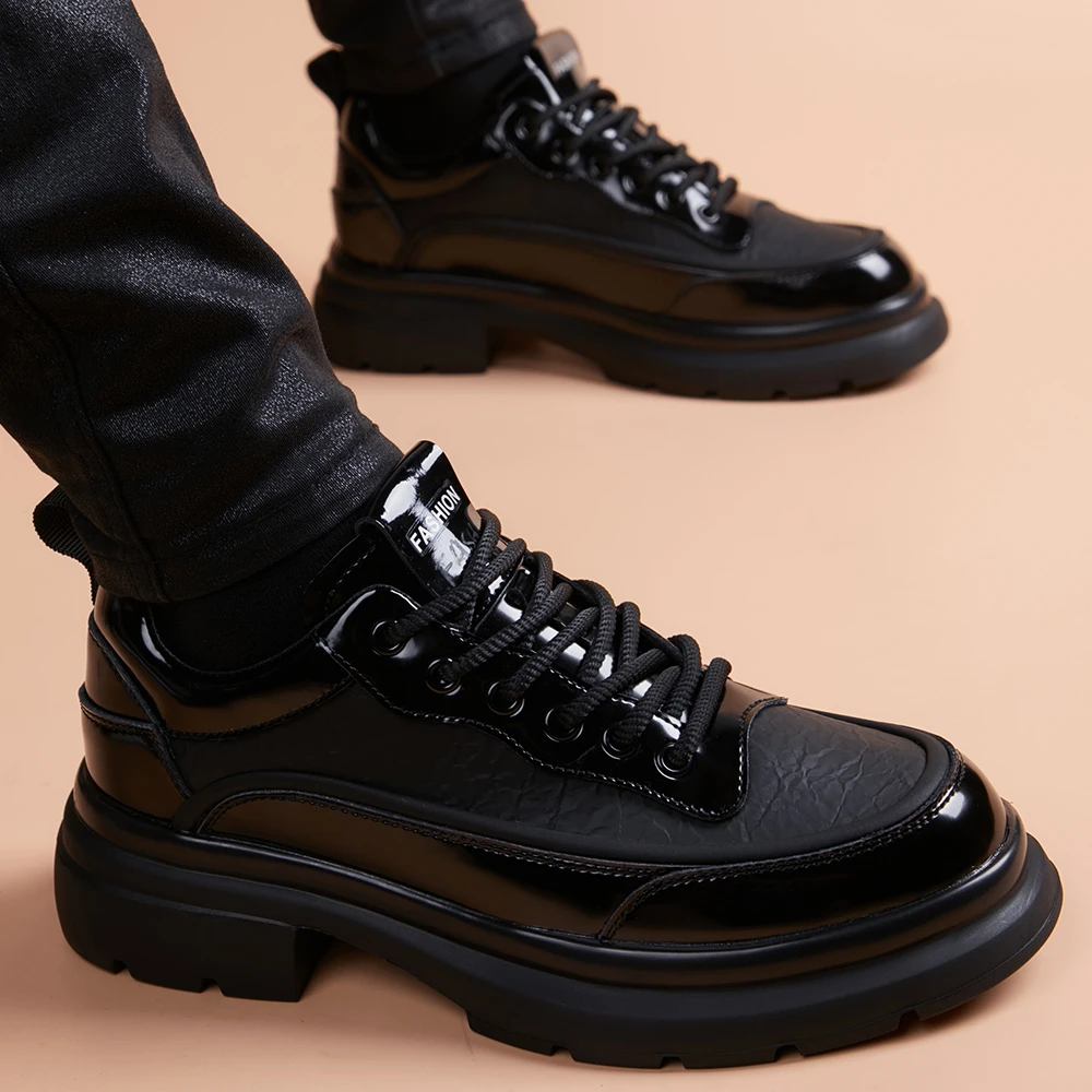 新款休闲皮鞋男款真皮脚宽休闲鞋轻质发泡底韩版潮流厚底增高男鞋