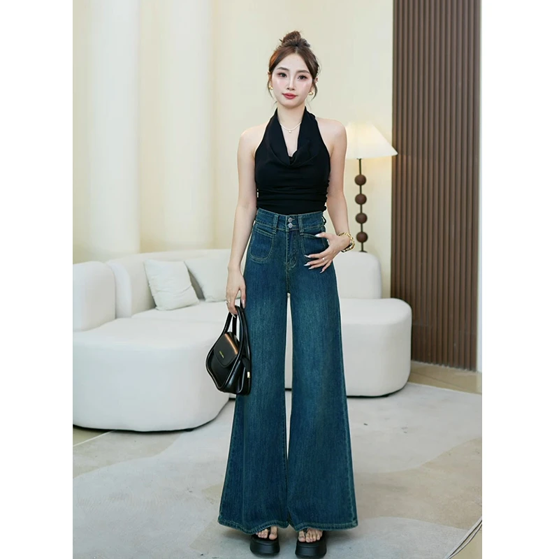 乔栈爆款不贴腿阔腿牛仔裤女2025春秋新款高腰显瘦微喇叭裤子女