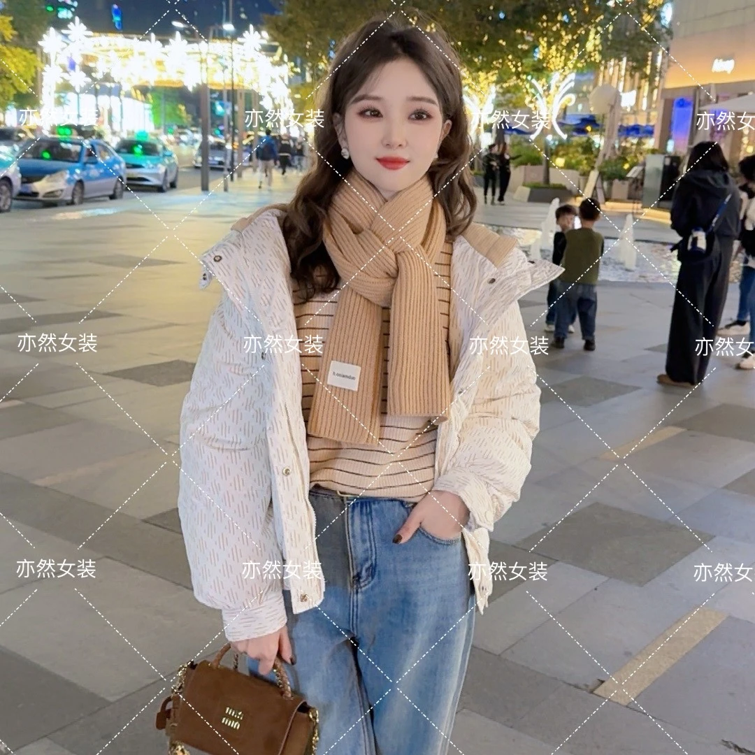 亦然专属2024女士秋冬羽绒服时尚连帽针织亲肤
