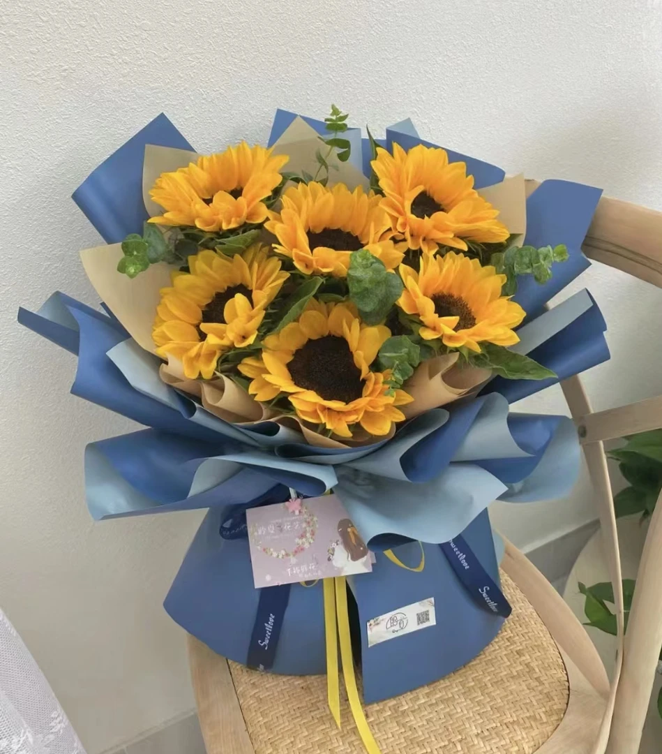 六只向日葵