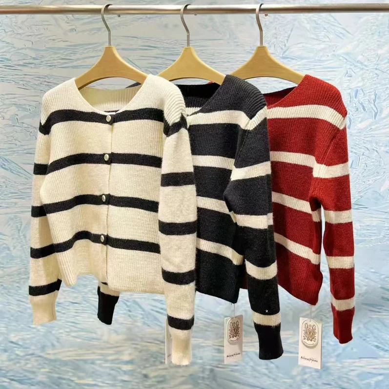 Y354    精选女装  大有范女装