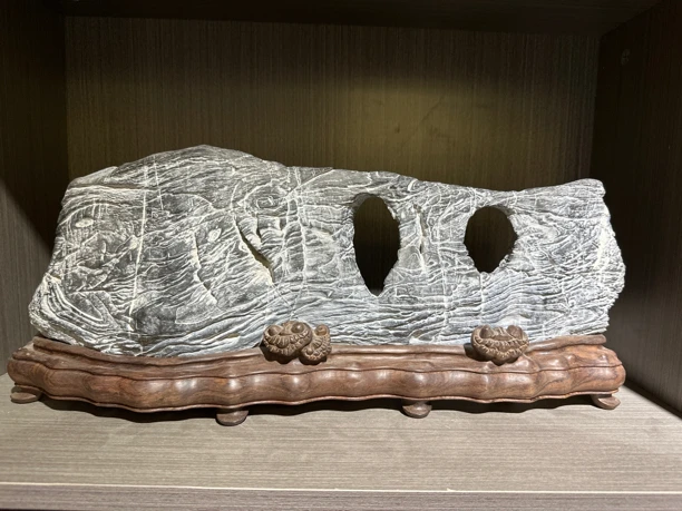纹石带洞，老白马的标志子弹空，白金都有