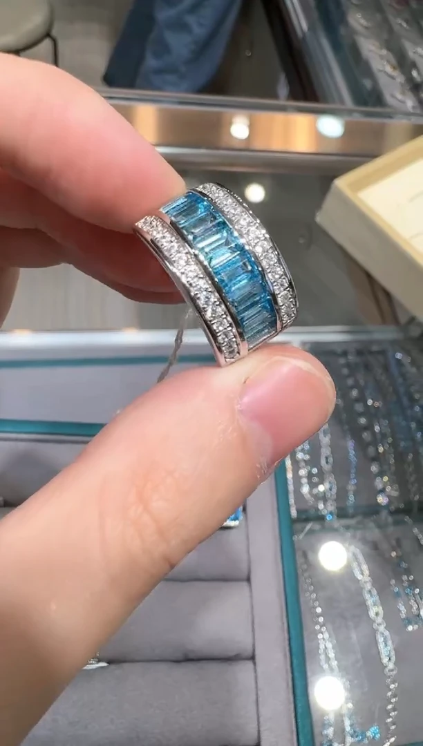 【闪购商品】托帕石戒指银S925镶嵌排戒5*7mm