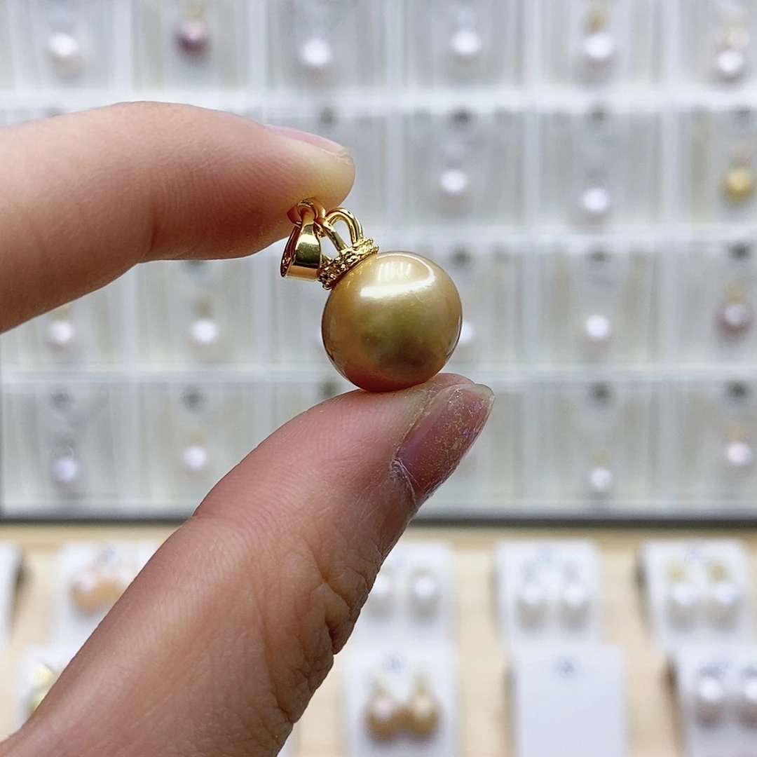 淡水珍珠颈饰合金