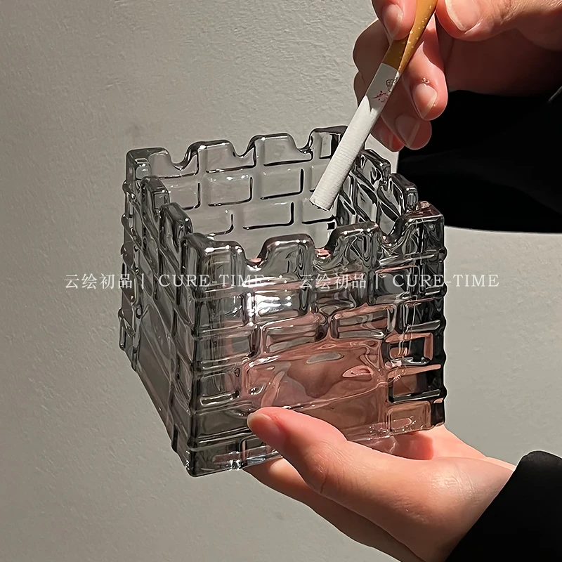 ins高级城堡烟灰缸轻奢家用客厅摆件创意玻璃防飞烟缸办公室