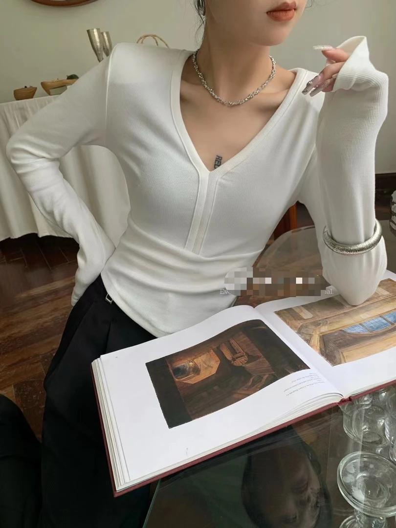 新款V领加绒长袖打底衫女