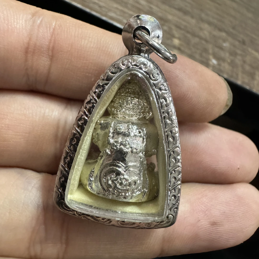 moon老师镀银必打吊坠