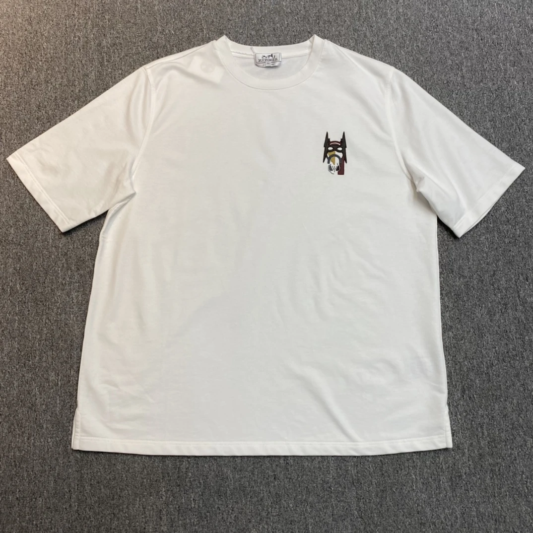 全新未使用 Hermes/爱马仕 白色胸口积木马圆领T恤男士114582