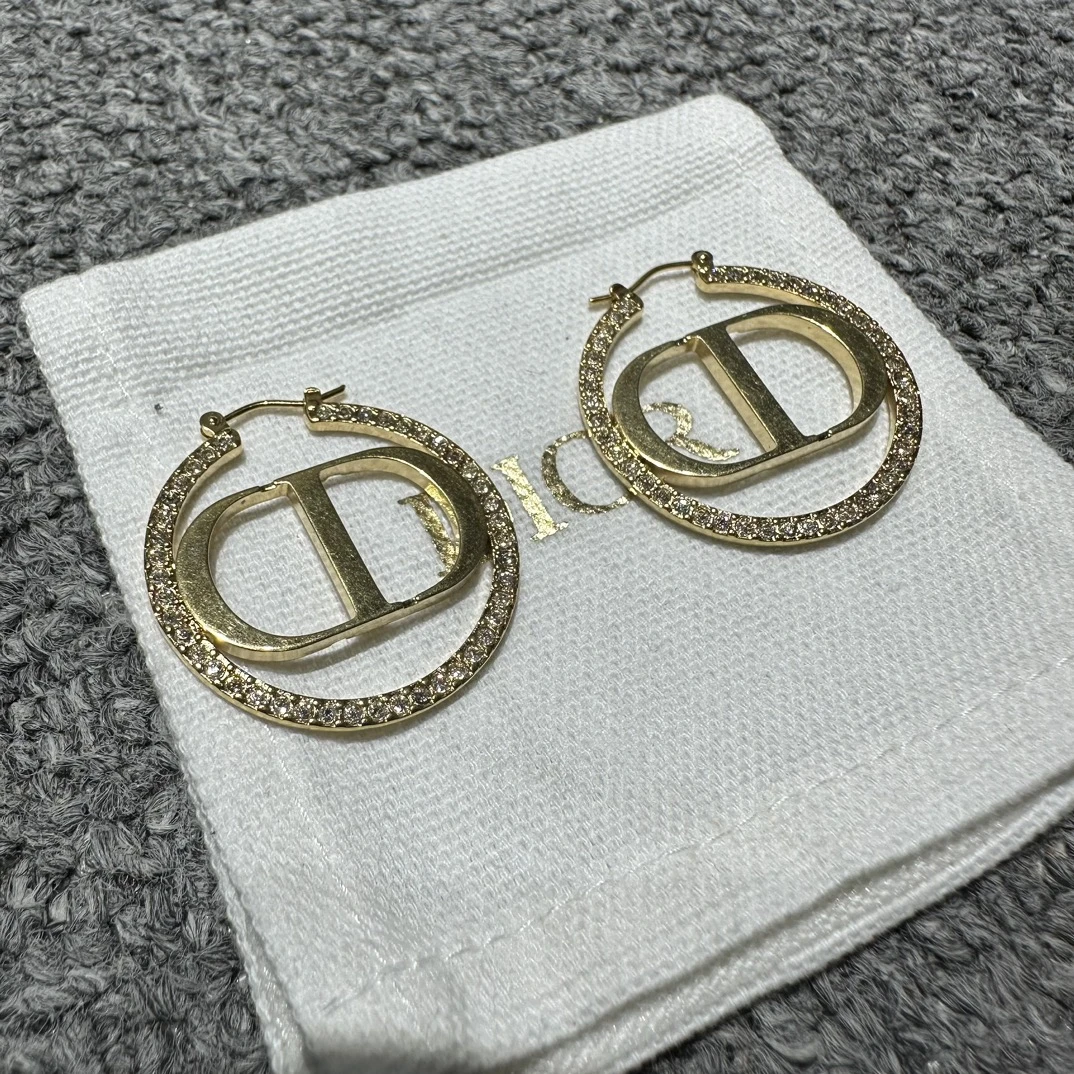 全新未使用 DIOR/迪奥 女蒙田30水钻款耳钉景甜同款CD字母124754