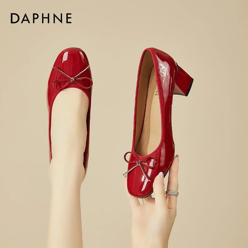 达芙妮红色高跟鞋女夏季2024新款蝴蝶结玛丽珍小皮鞋法式浅口单鞋