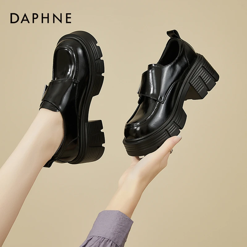 达芙妮高跟乐福鞋女春秋2024新款厚底英伦风小皮鞋魔术贴高跟单鞋