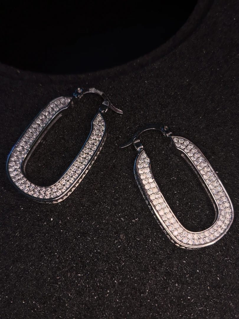 钛钢耳饰 欧美轻奢小众设计金色镶钻耳扣女高级感时尚耳饰