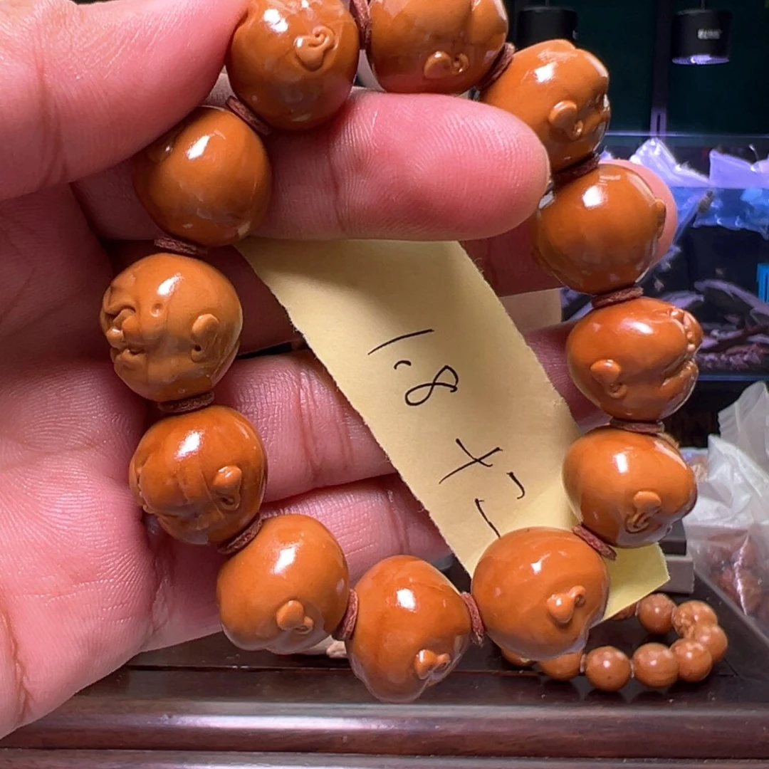 橄榄核核雕橄榄核