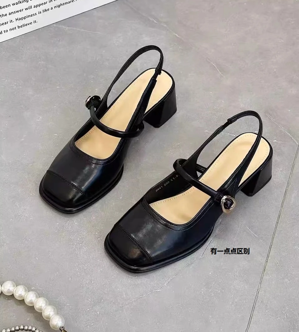 夏季时尚百搭女士凉鞋9026款