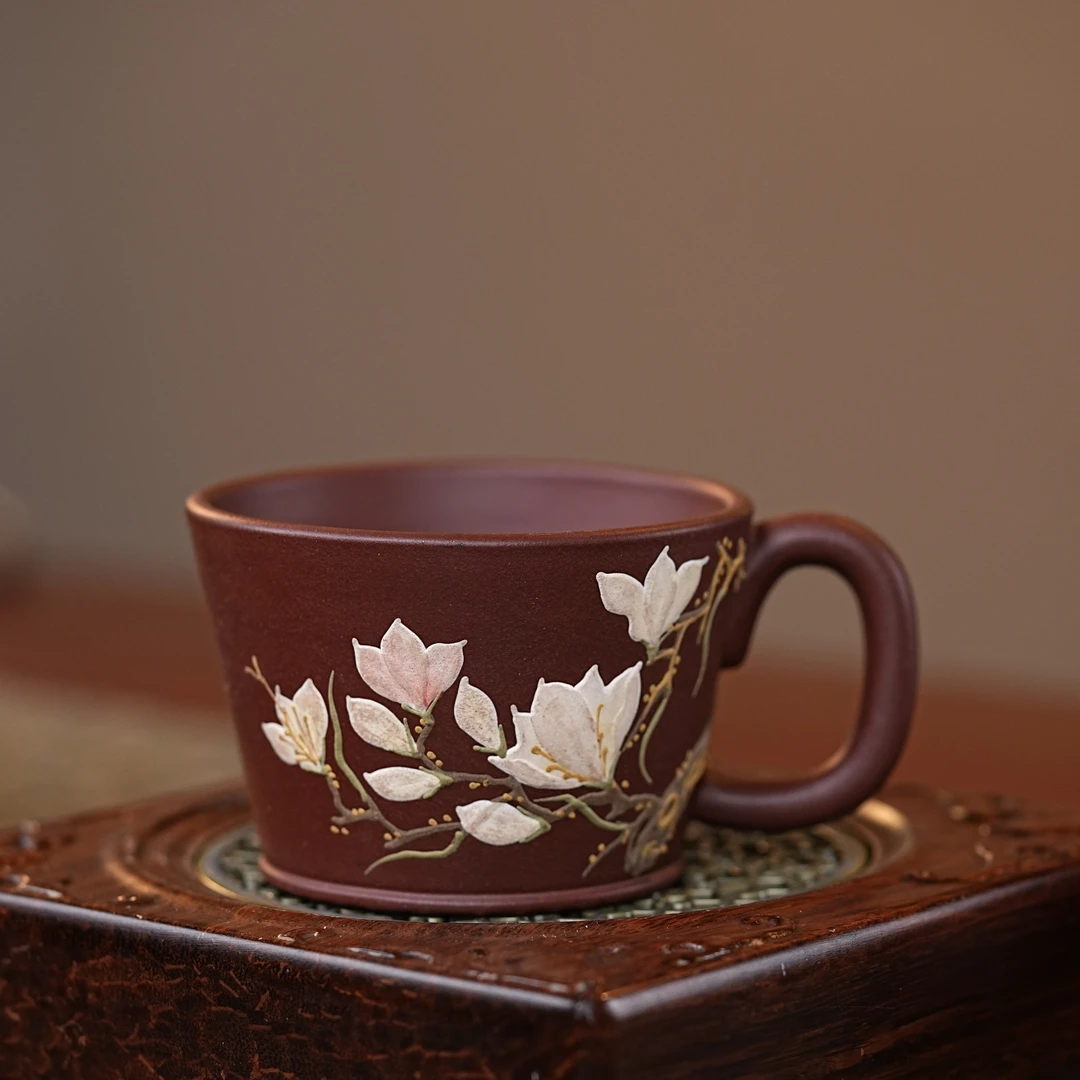宜兴原矿紫砂主人杯紫泥手工堆绘玉兰花手把品茗杯大容量茶杯茶具