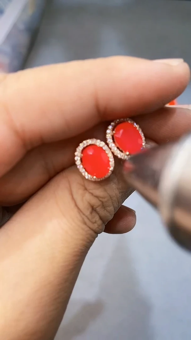 【闪购商品】红宝石耳饰银S925镶嵌265