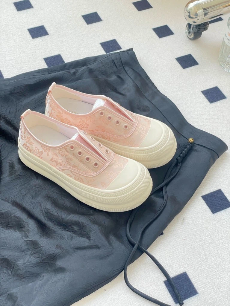 女子帆布休闲鞋夏季新款时尚潮流百搭休闲舒适帆布鞋HMD19339