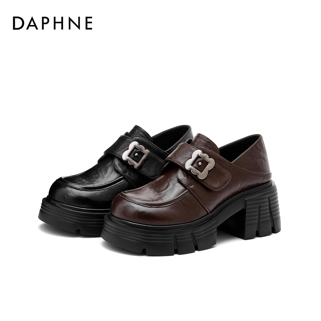 达芙妮品牌时尚复古皱皮设计百搭秋季新款厚底乐福鞋圆头软底单鞋