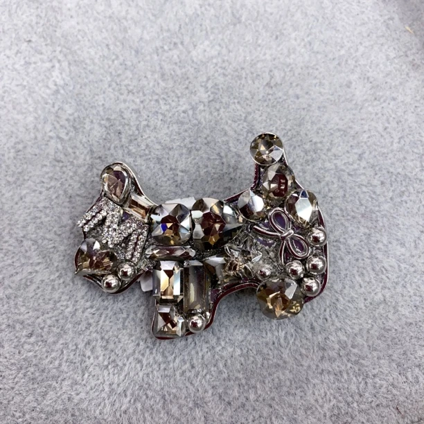 B815（满9.9包邮）闪亮小狗边夹