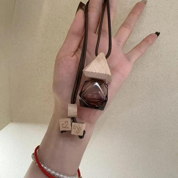 A500（满9.9包邮）栀子花款车载发夹