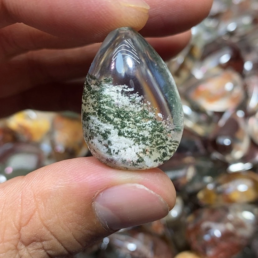 【闪购商品】水晶颈饰未镶嵌