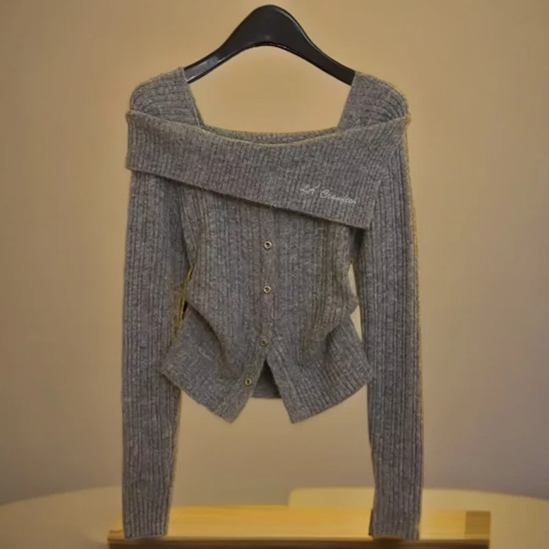 早春女装2025新款时尚显瘦方领收腰设计拼接纽扣休闲长袖针织上衣