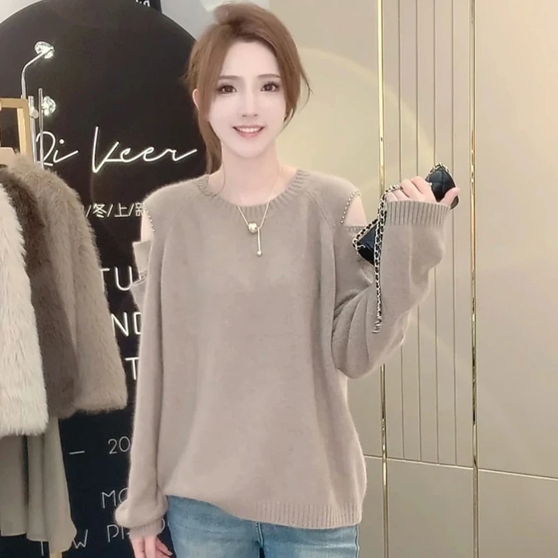 NUMEN BUTTON/灵扣2025春季新款钉珠设计感露肩镂空套头针织衫女