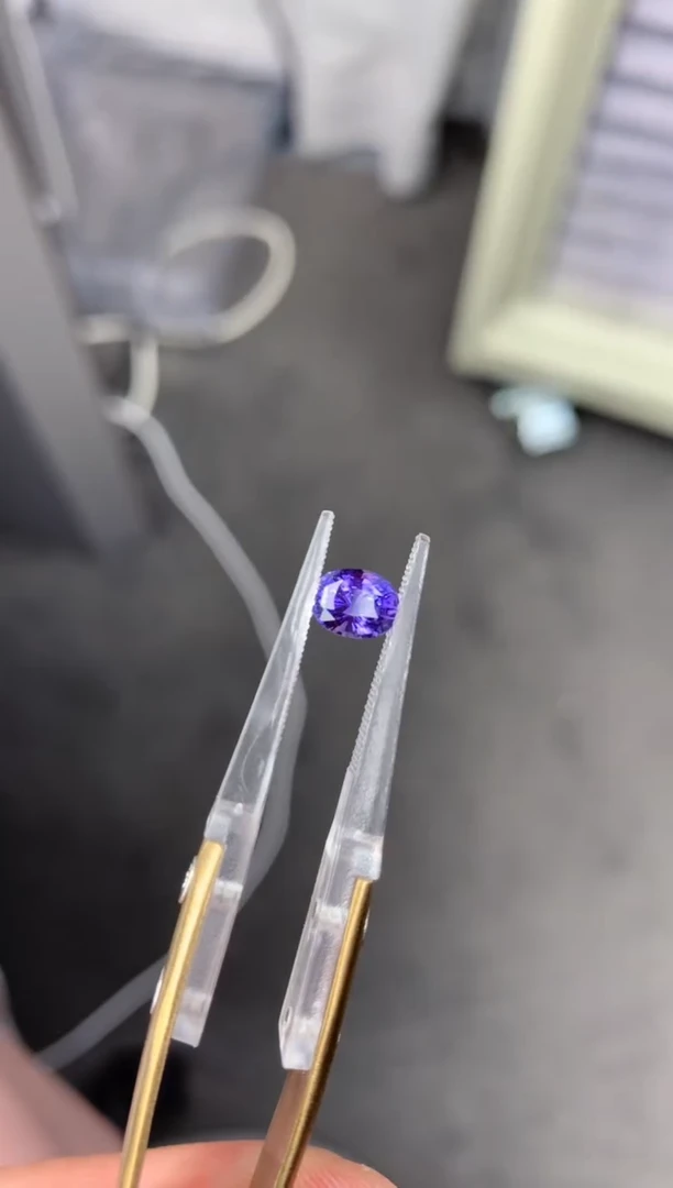 【闪购商品】彩色蓝宝石裸石未镶嵌1ct无烧紫蓝宝