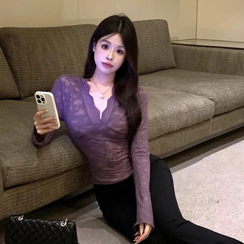V领紫色蕾丝打底衫女内搭秋冬款气质修身显瘦内衬磨蕾丝打底衫