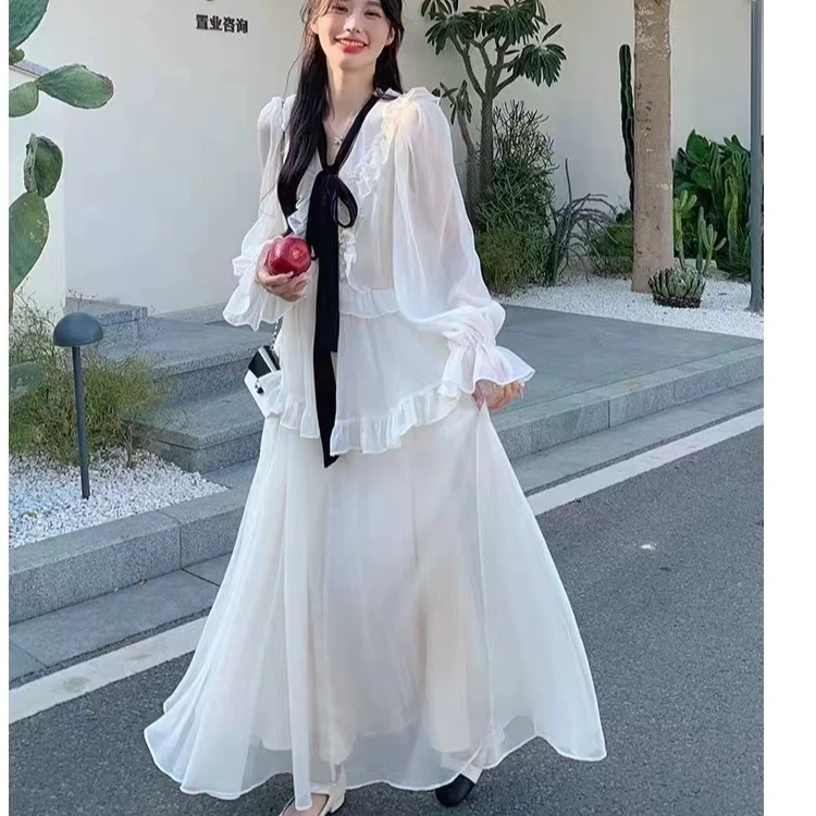 PWW~大码暗黑风轻熟胖mm点点连衣裙