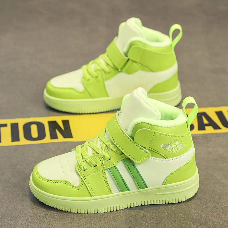 阿童木2024冬季新款高帮加绒防水皮面儿童时尚保暖板鞋运动鞋百搭