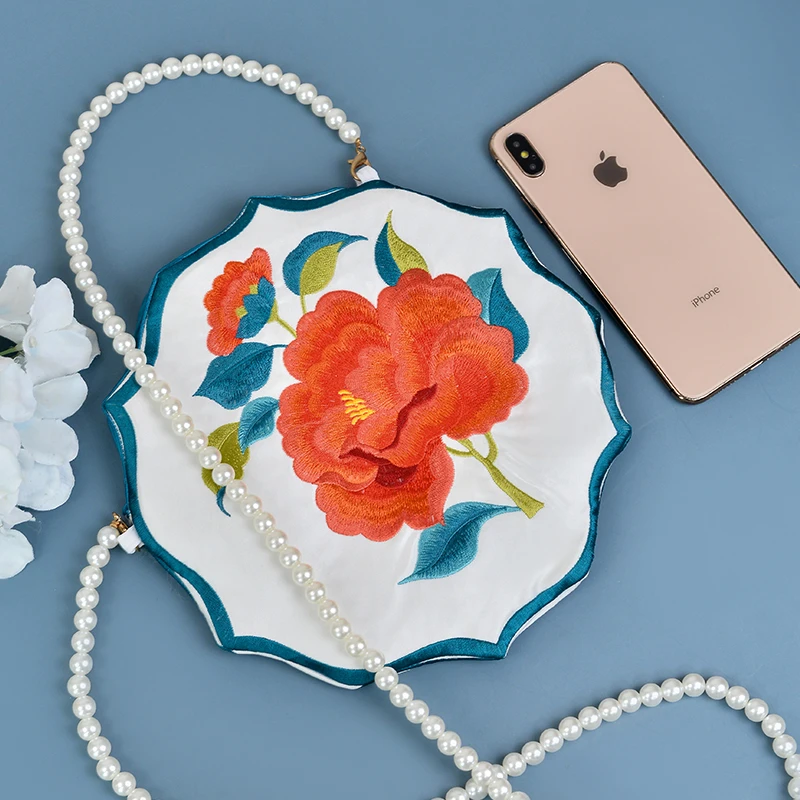 {山茶花}猫小姐中国风万针刺绣汉服包包手机包配旗袍马面裙斜挎包