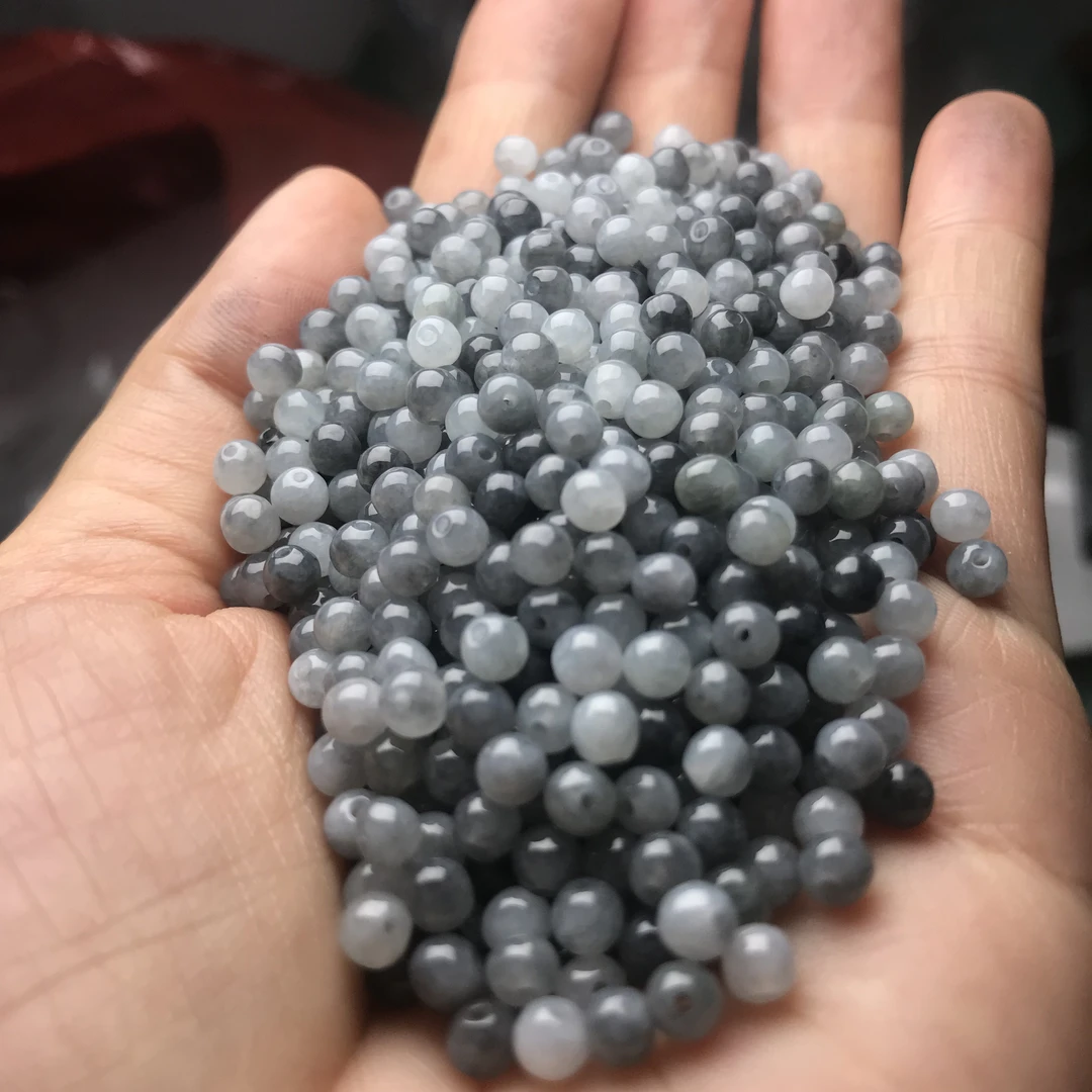 散珠多样性发自选131x卡3+冰乌鸡天然翡a手链