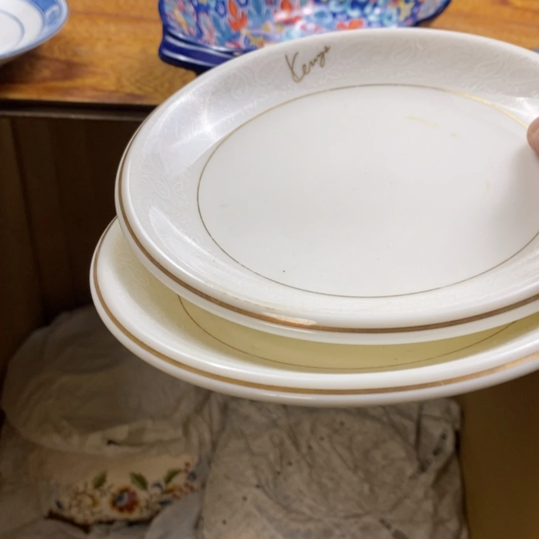 【闪购商品】瓷P****?