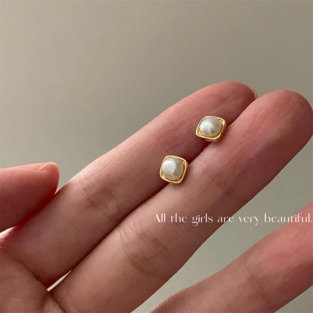 法式小巧精致气质珠珠耳钉轻奢小众高级感耳环新款日常耳饰925针