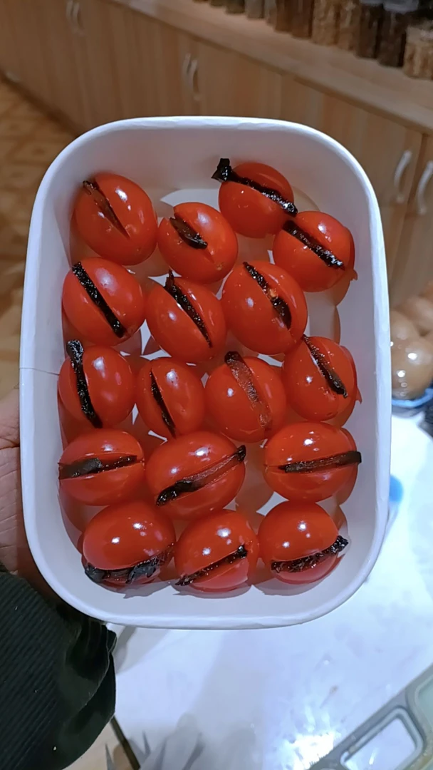 千禧果夹乌梅  直播间看得见更放心好吃不错过 有要求请在直播间沟通