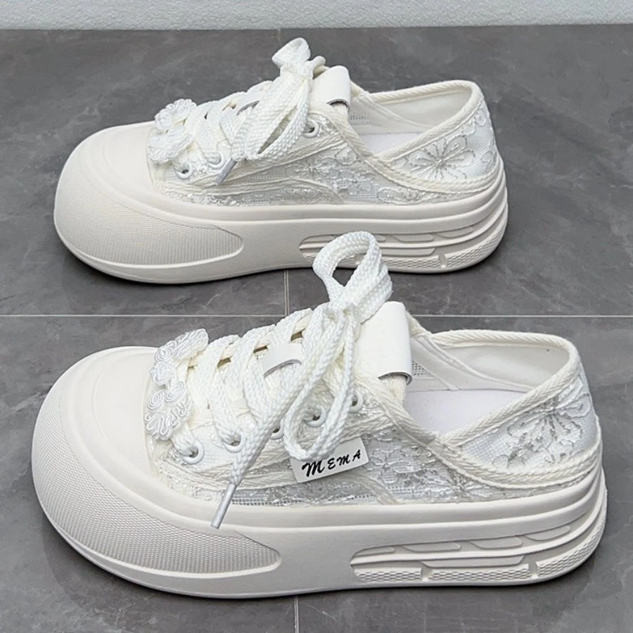 蕾丝网面小白鞋女2024夏季新款薄款透气女款网鞋丑萌大头面包板鞋