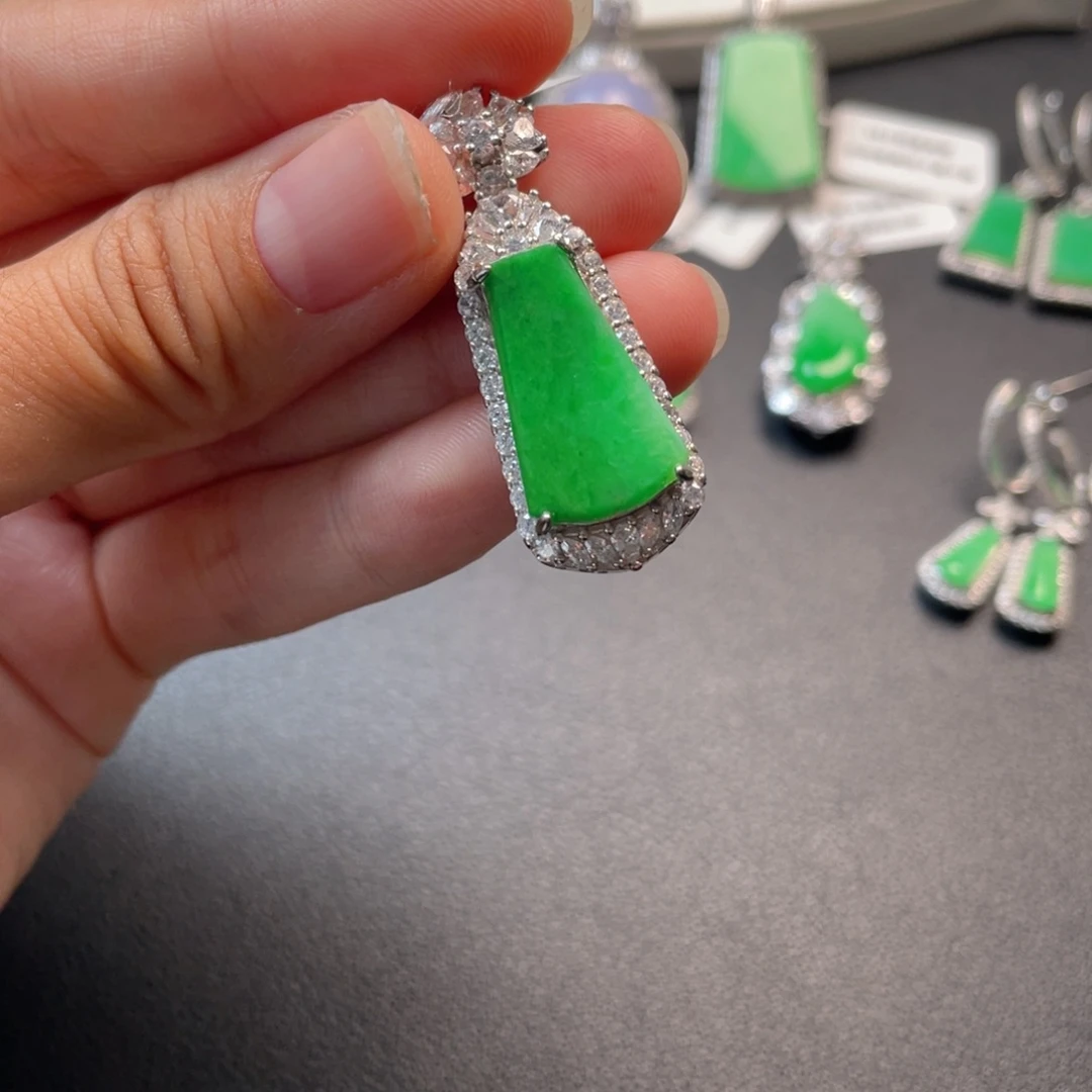 翡翠吊坠(不含链)银S925镶嵌