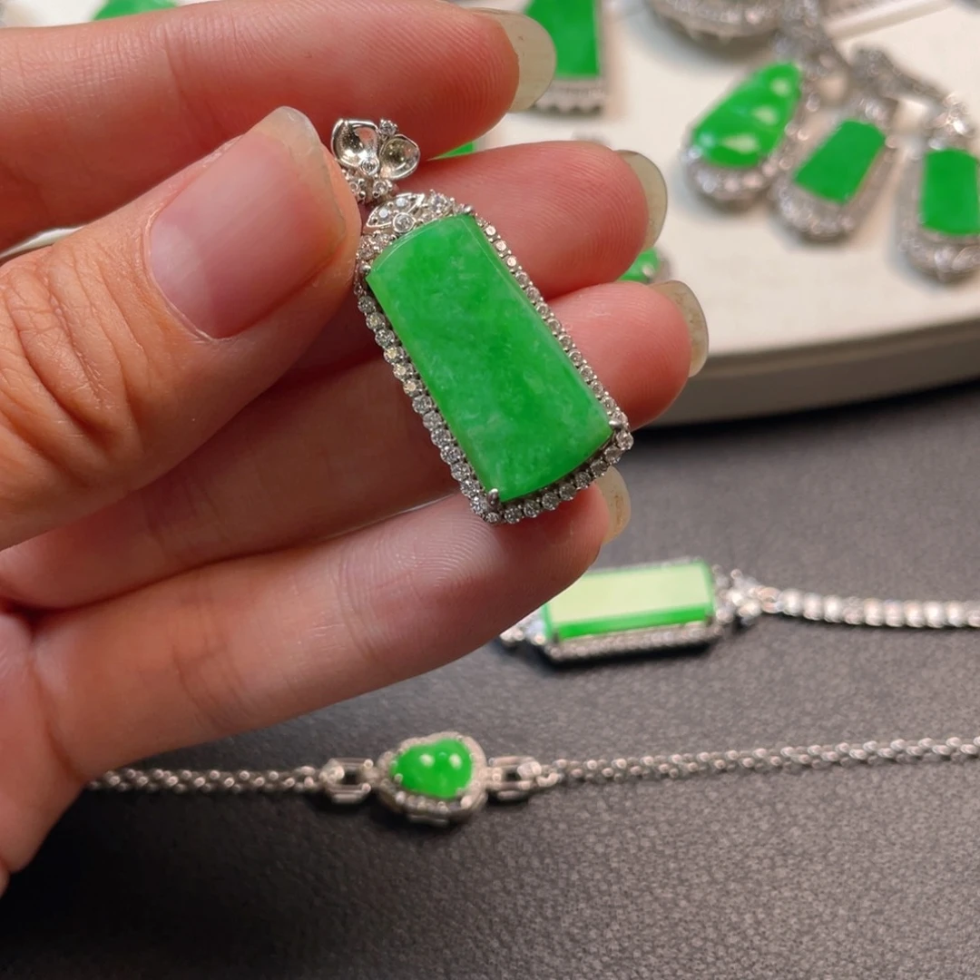 翡翠吊坠(不含链)银S925镶嵌