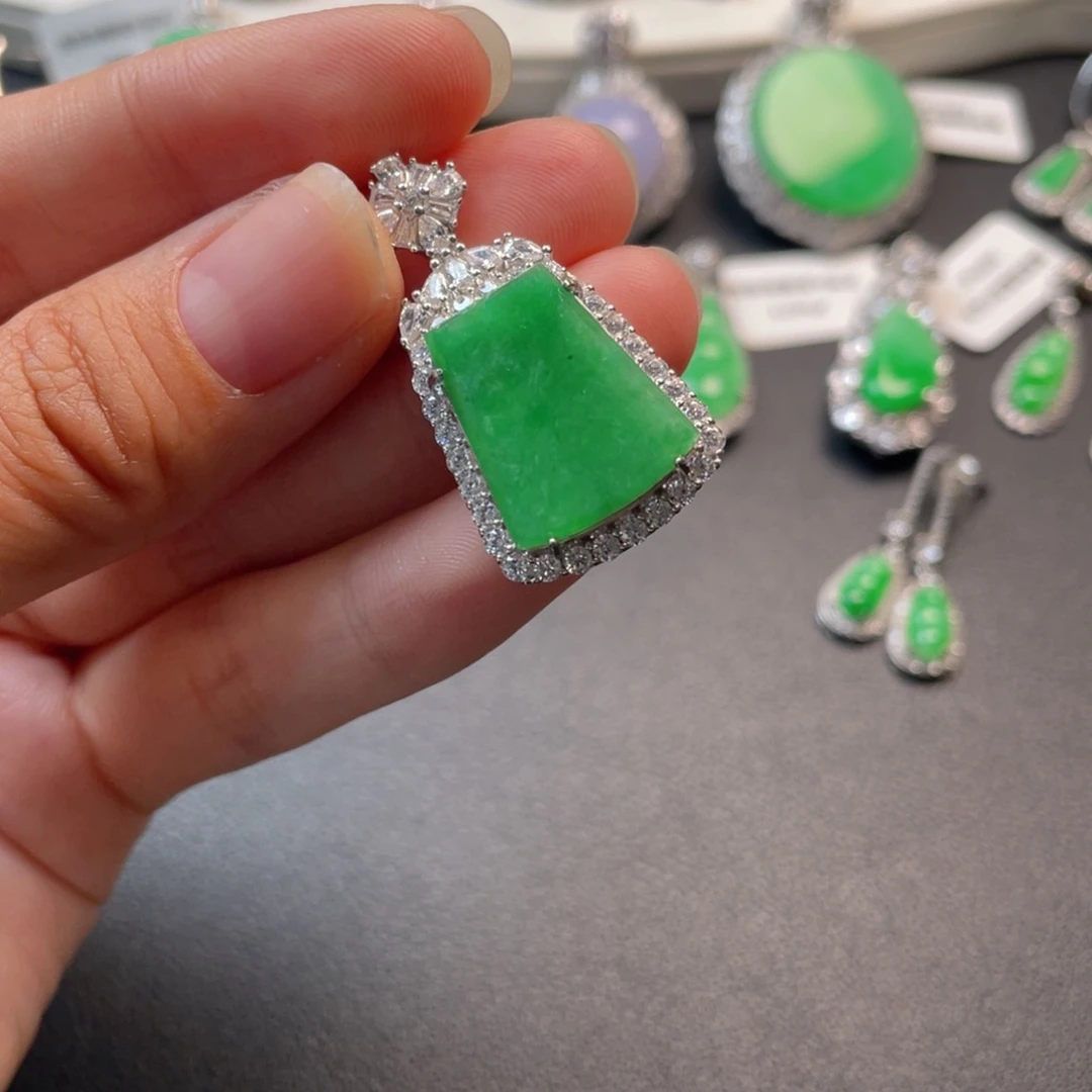 翡翠吊坠(不含链)银S925镶嵌