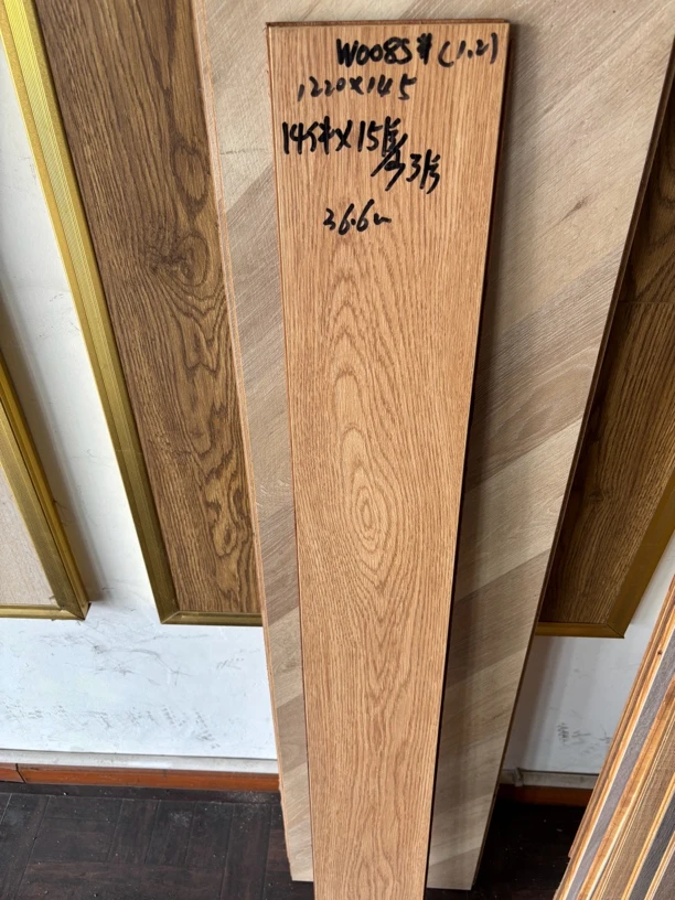 1.2厚全新料多层实木地板，微瑕疵品，无售后，介意慎拍