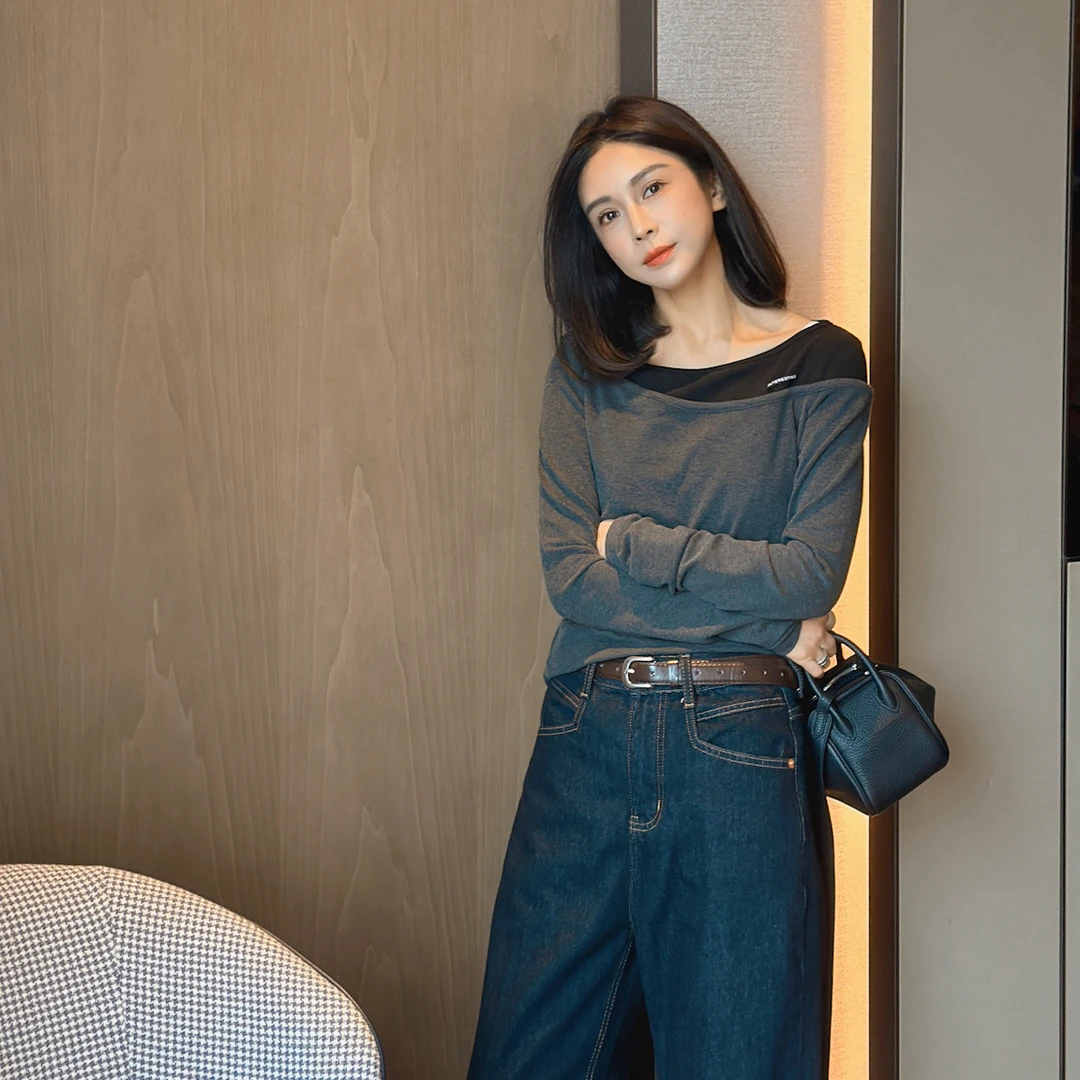 LYXZ x 大小与【梦华录】秋季新款假两件斜肩字母标打底衫74425